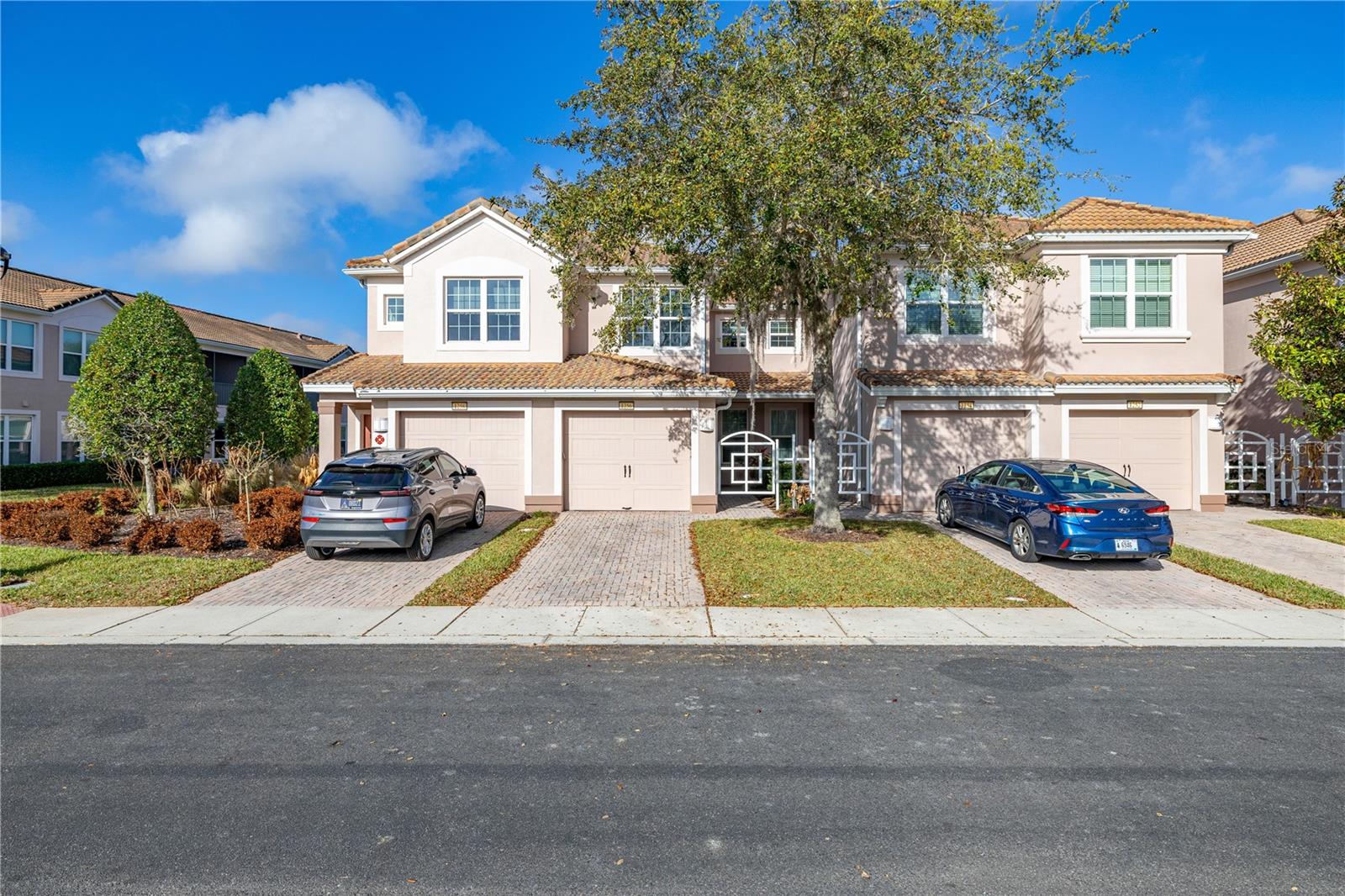 Image 2 of 82 For 1256 Romani Avenue