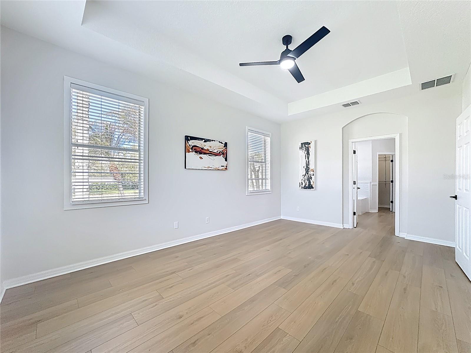 Image 16 of 58 For 336 Courtlea Park Drive