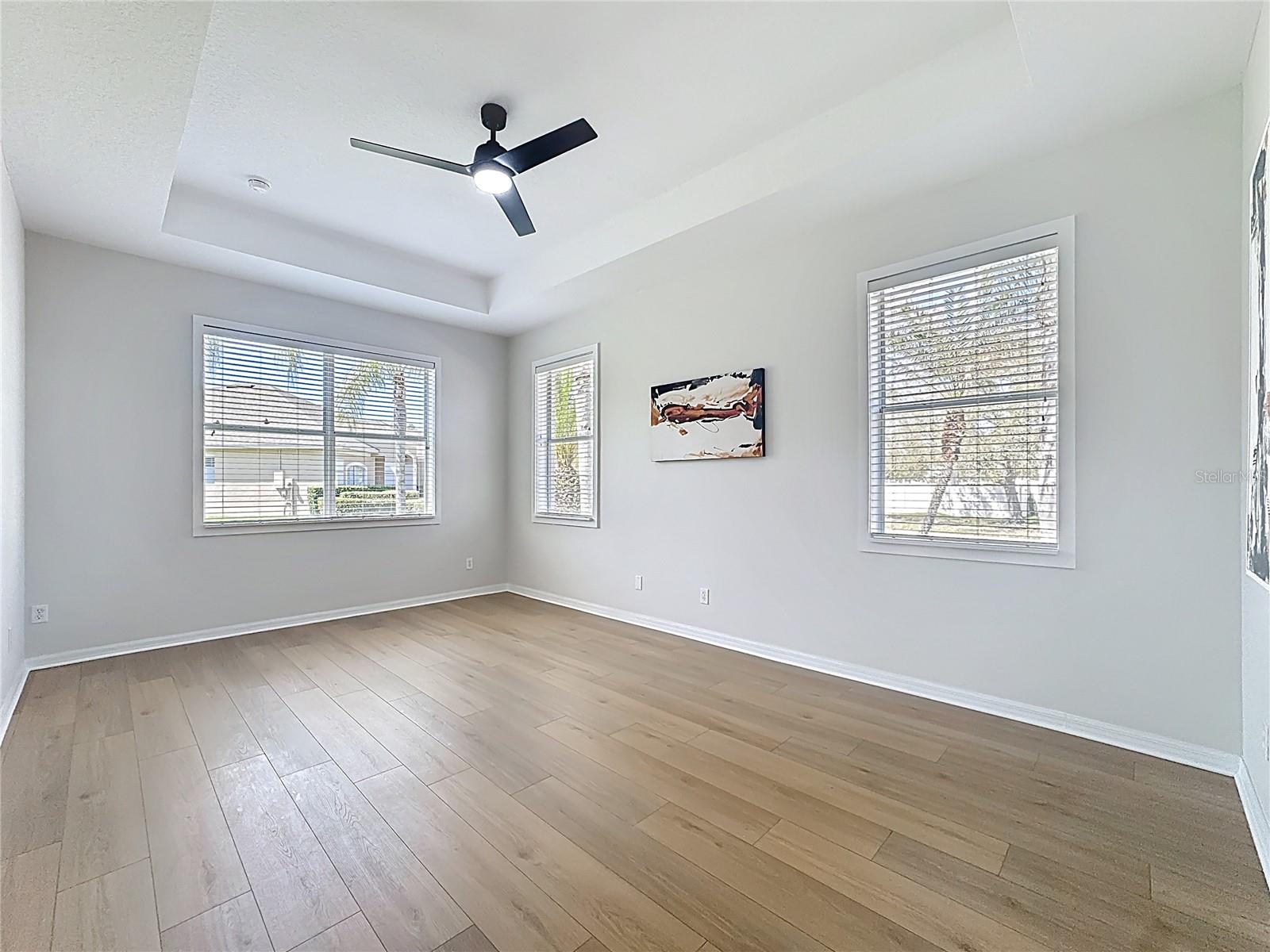 Image 18 of 58 For 336 Courtlea Park Drive