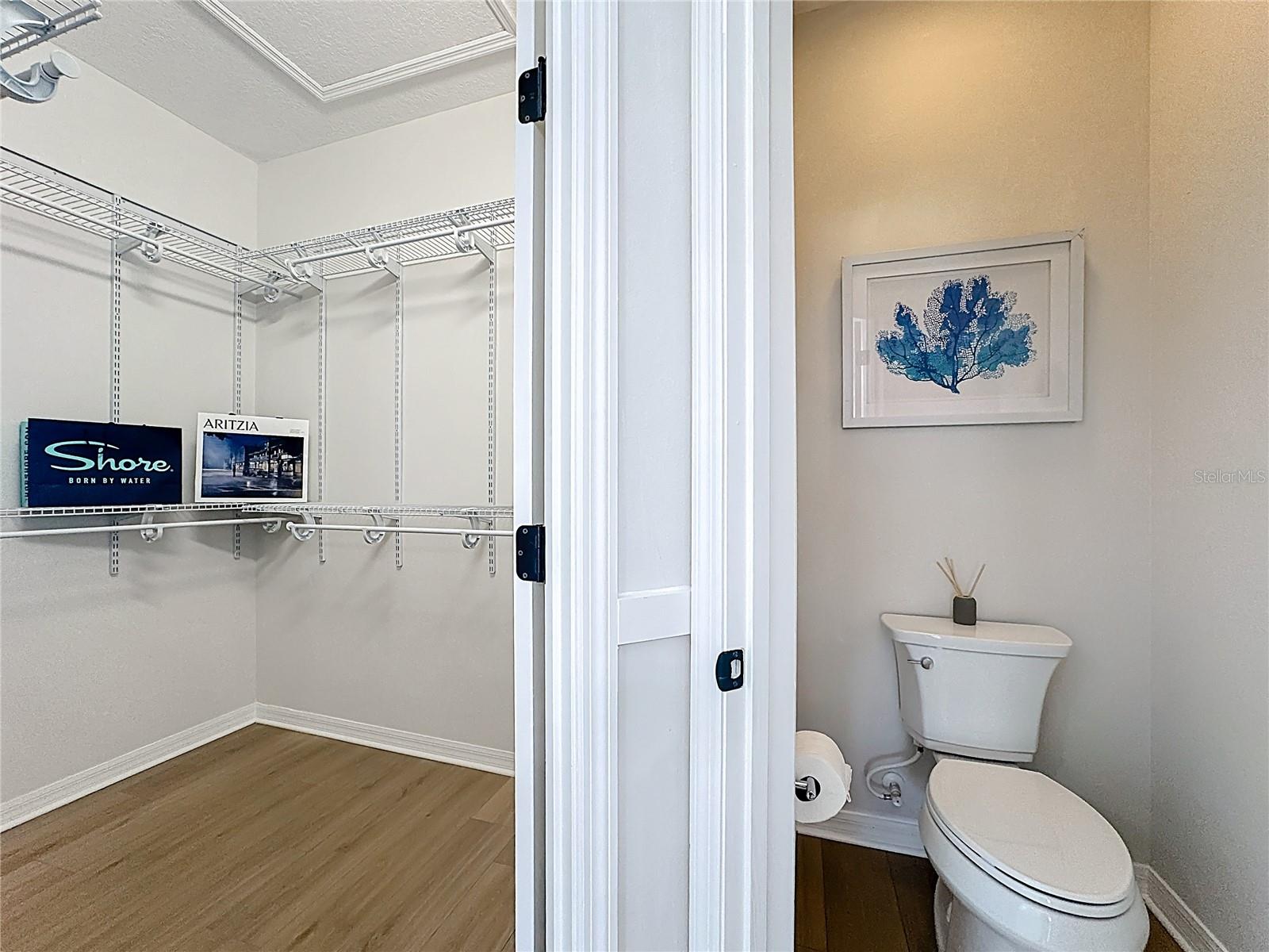 Image 23 of 58 For 336 Courtlea Park Drive