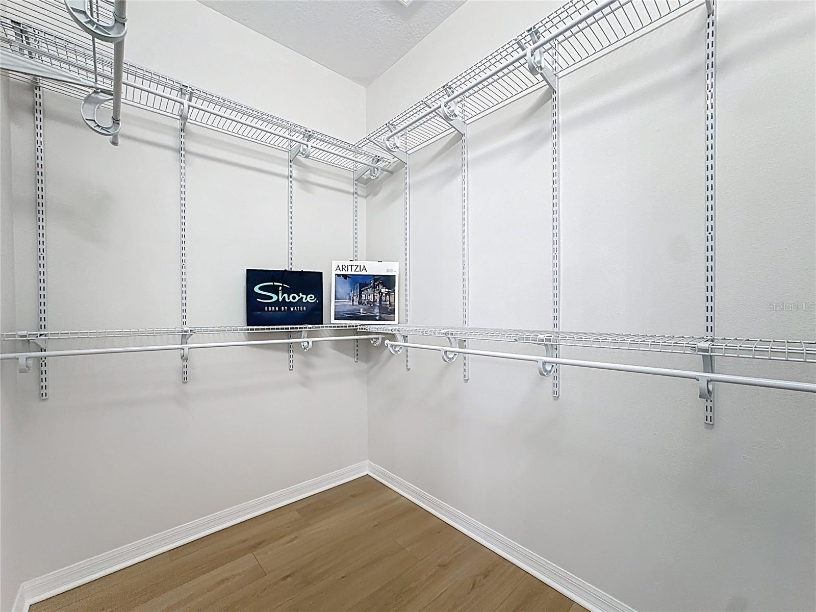 Image 24 of 58 For 336 Courtlea Park Drive