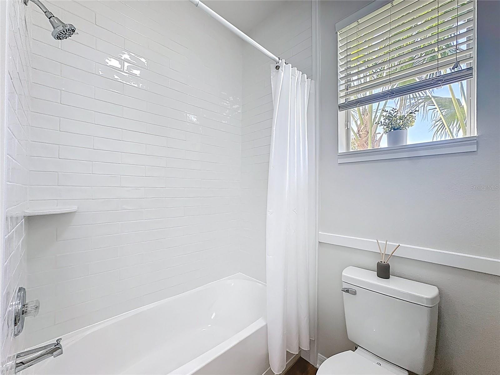 Image 35 of 58 For 336 Courtlea Park Drive