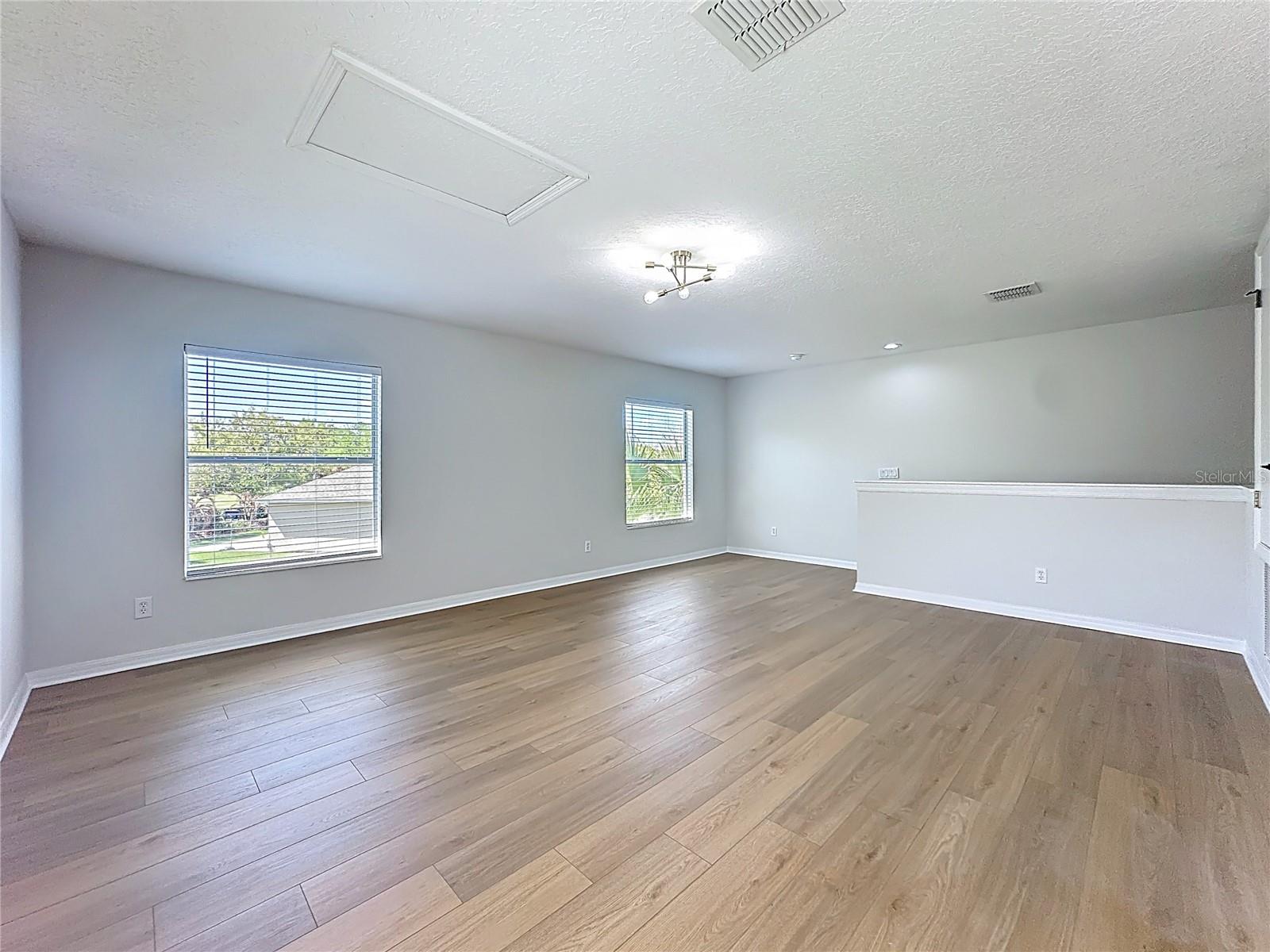 Image 43 of 58 For 336 Courtlea Park Drive