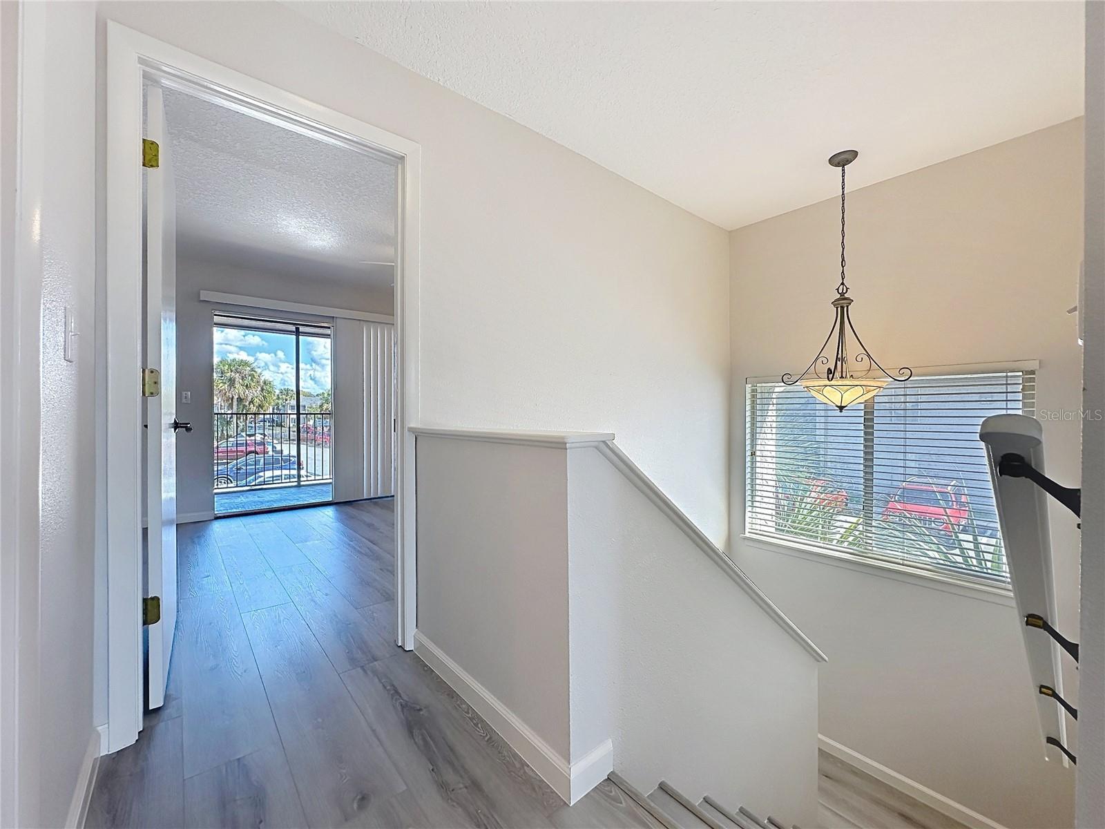 Image 23 of 44 For 1921 Ludlow Lane 3604