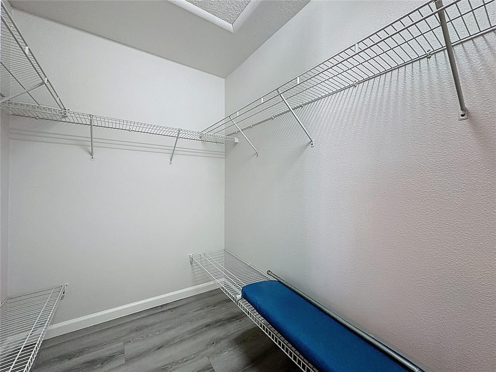 Image 30 of 44 For 1921 Ludlow Lane 3604