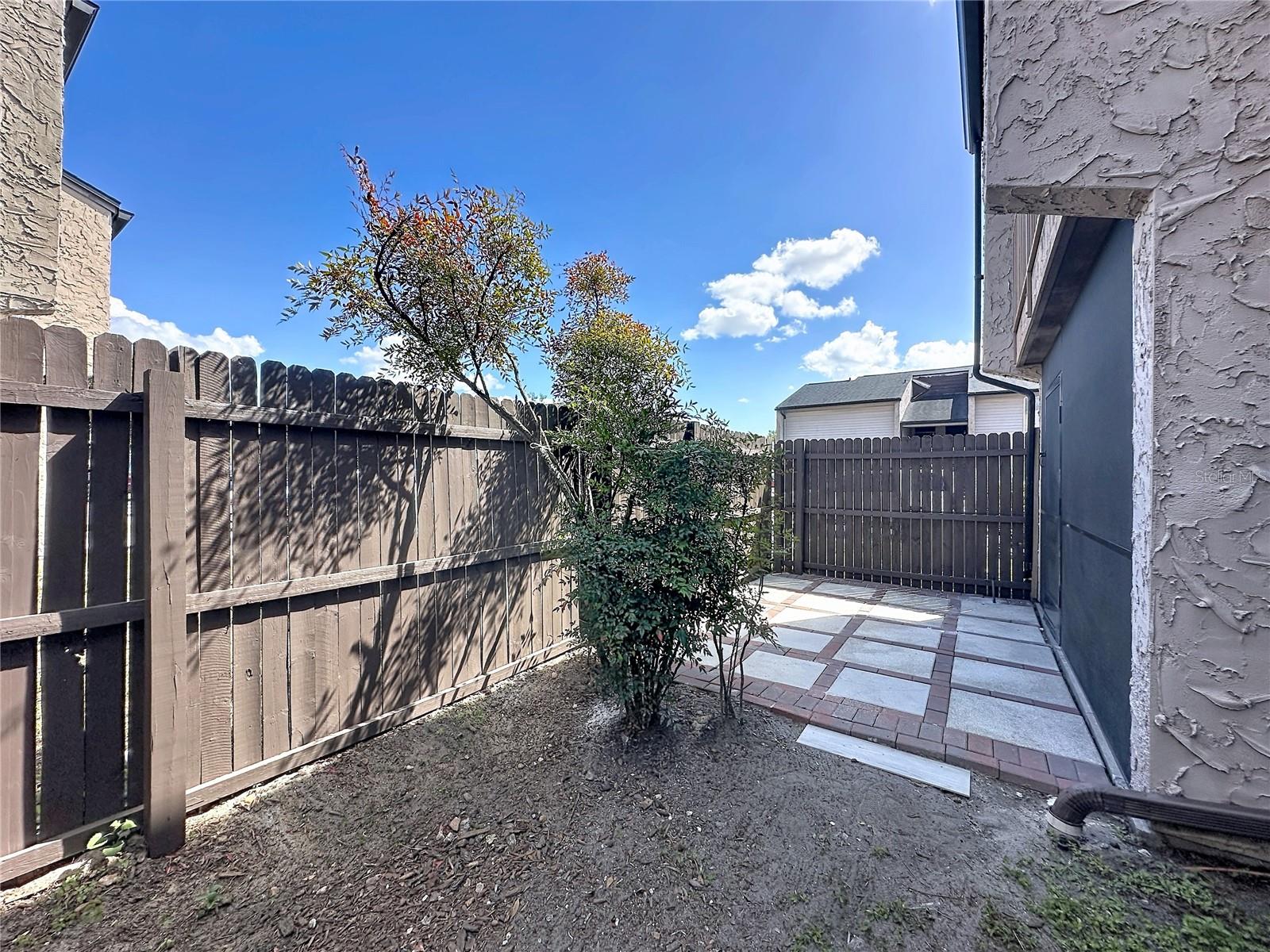 Image 43 of 44 For 1921 Ludlow Lane 3604