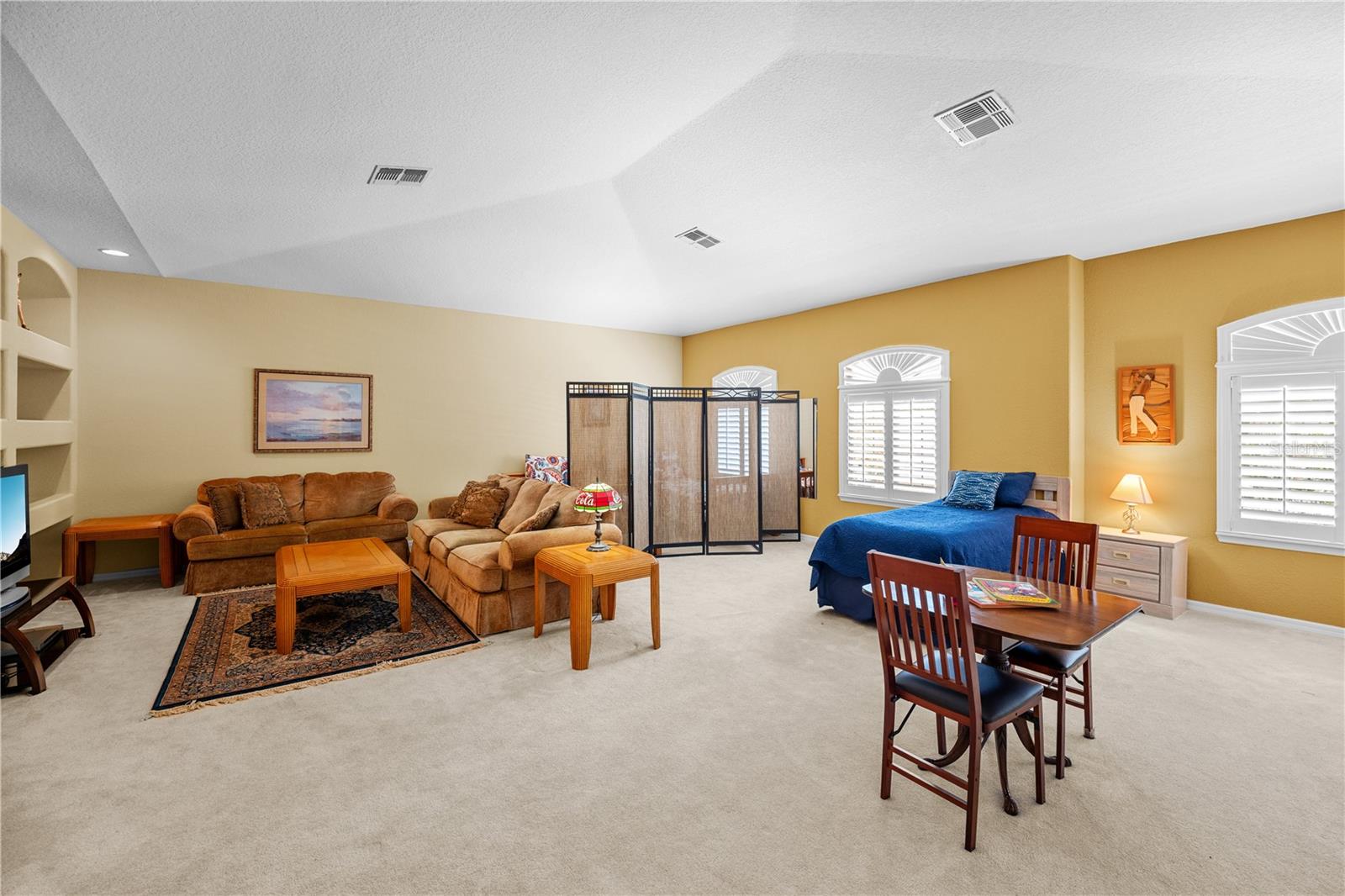 Image 30 of 49 For 106 Burrell Circle