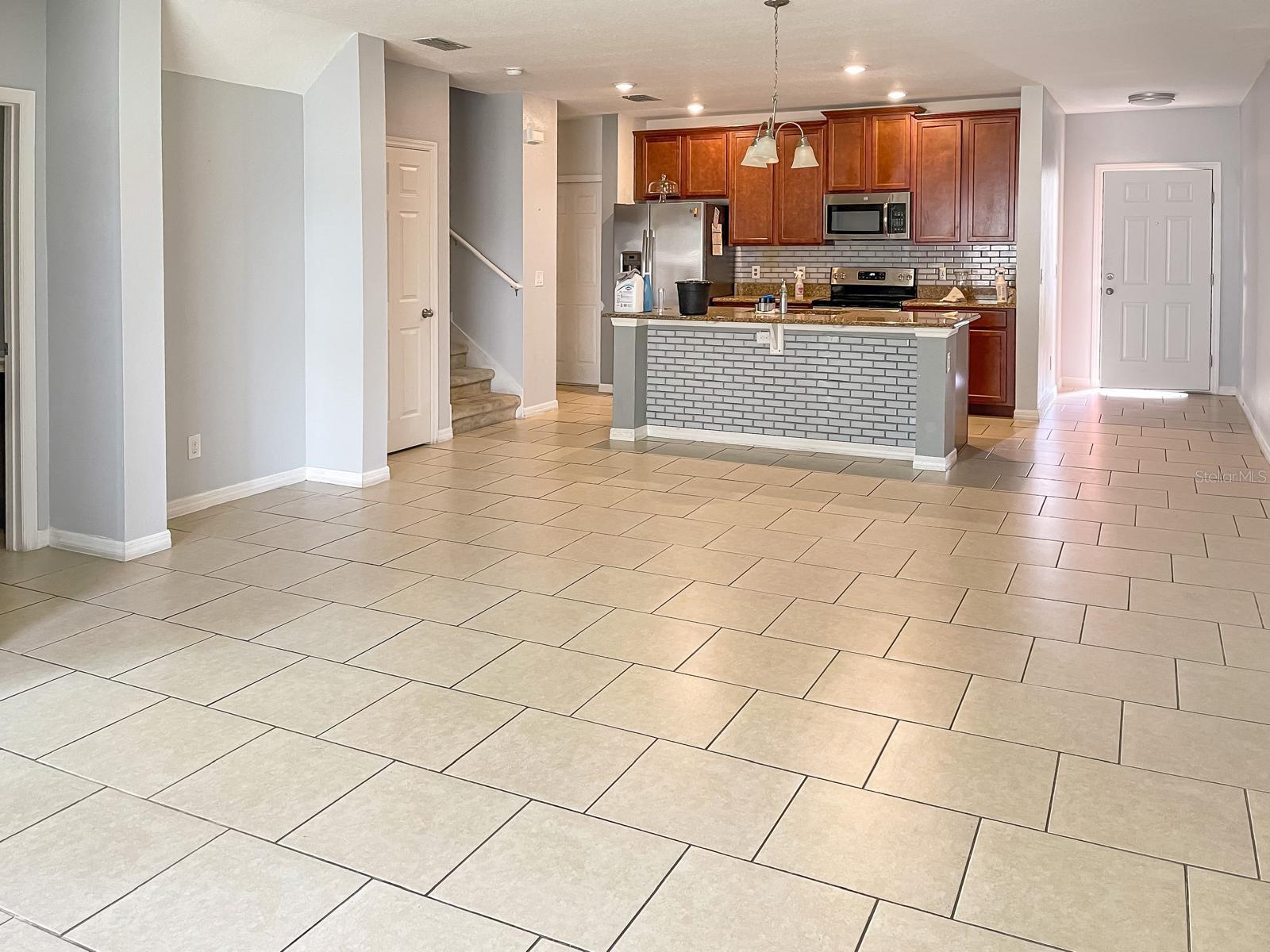 Image 5 of 12 For 1735 Kato Way