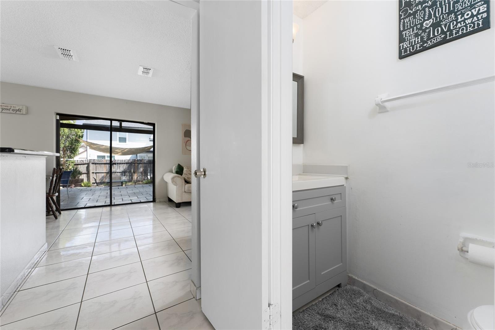 Image 15 of 34 For 8713 Catbriar Bay Way