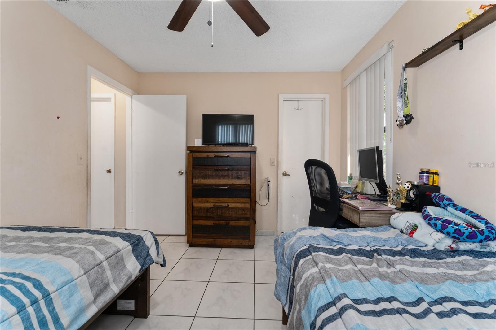 Image 22 of 34 For 8713 Catbriar Bay Way