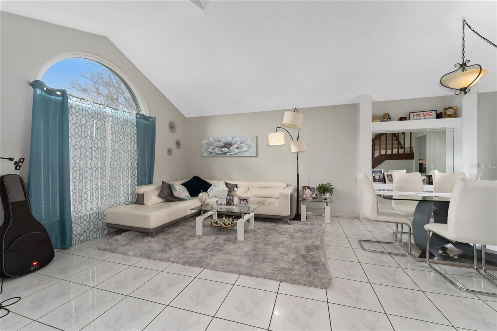 Image 7 of 34 For 8713 Catbriar Bay Way