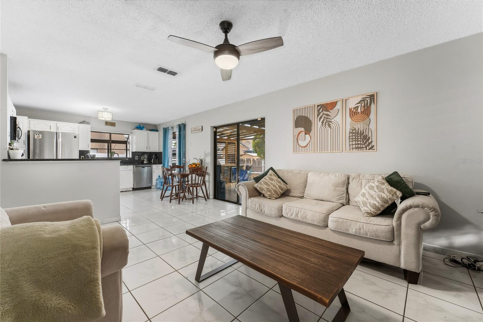 Image 9 of 34 For 8713 Catbriar Bay Way