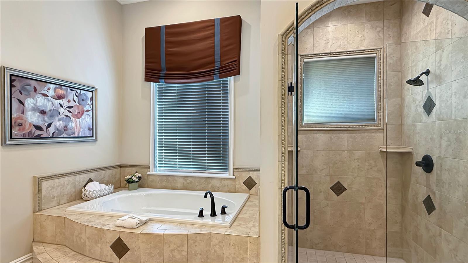 Image 32 of 67 For 451 Muirfield Loop