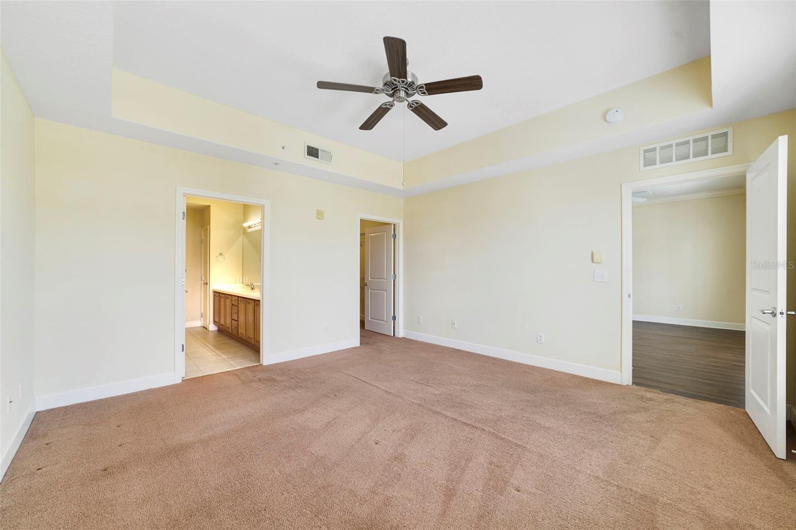 Image 19 of 30 For 1231 Wright Circle 307