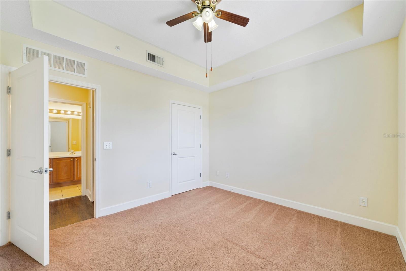 Image 25 of 30 For 1231 Wright Circle 307