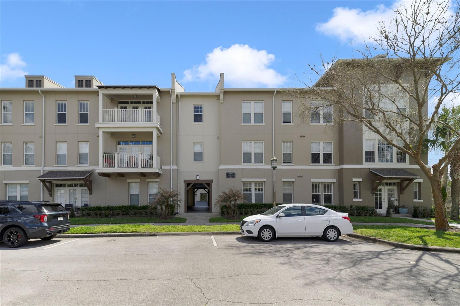 Image 3 of 30 For 1231 Wright Circle 307