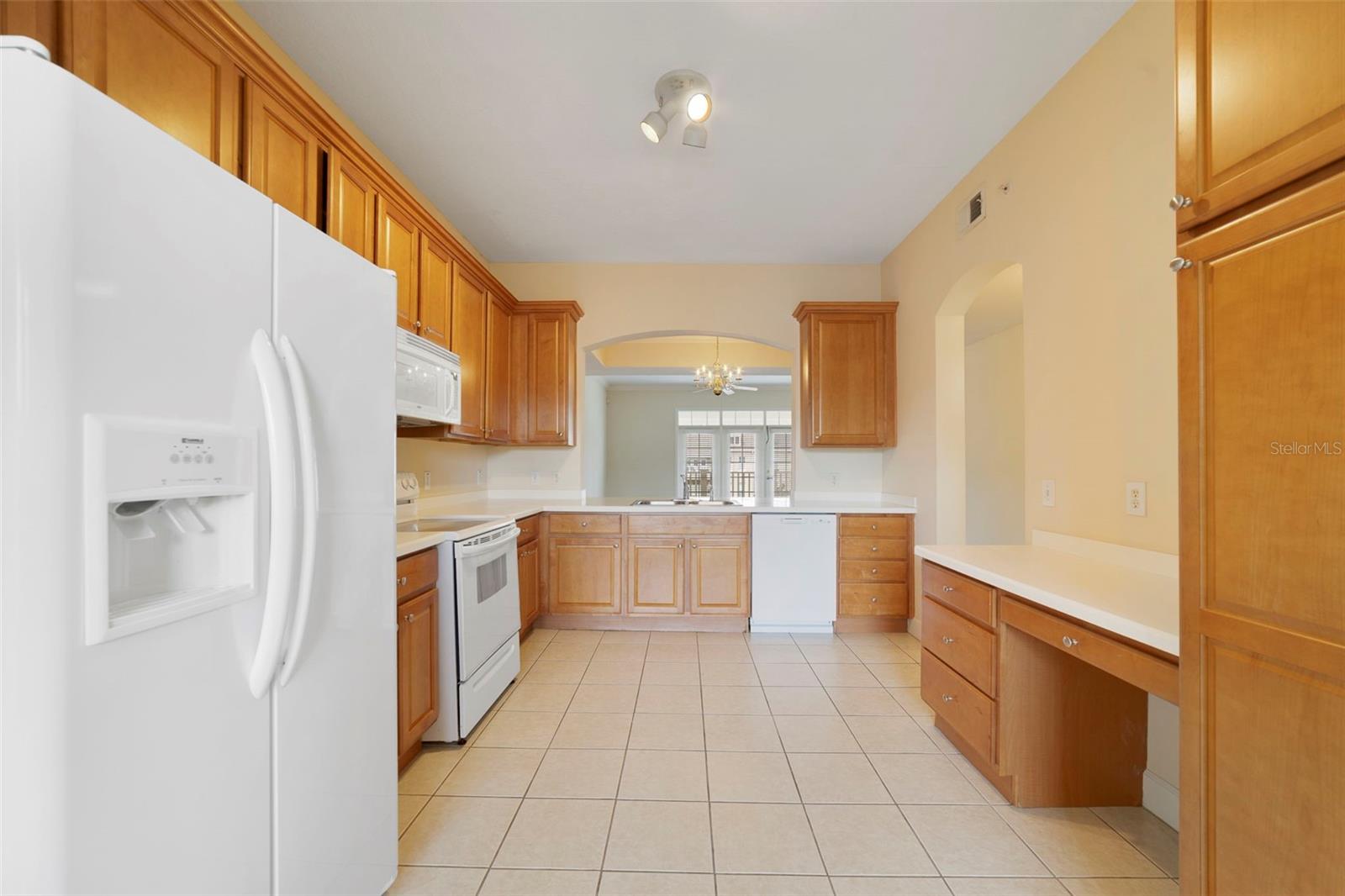 Image 7 of 30 For 1231 Wright Circle 307