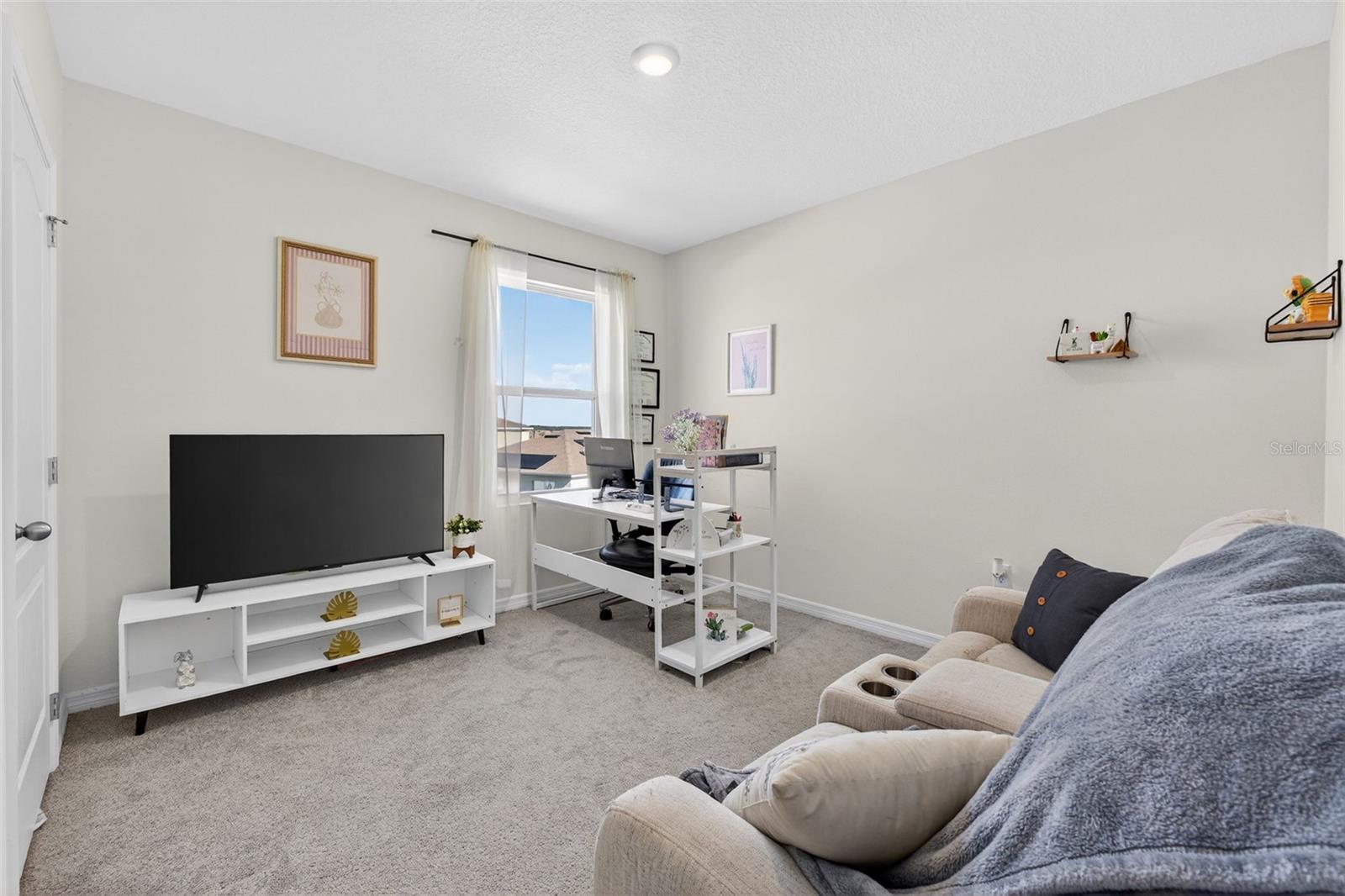 Image 21 of 36 For 4893 Panga Avenue