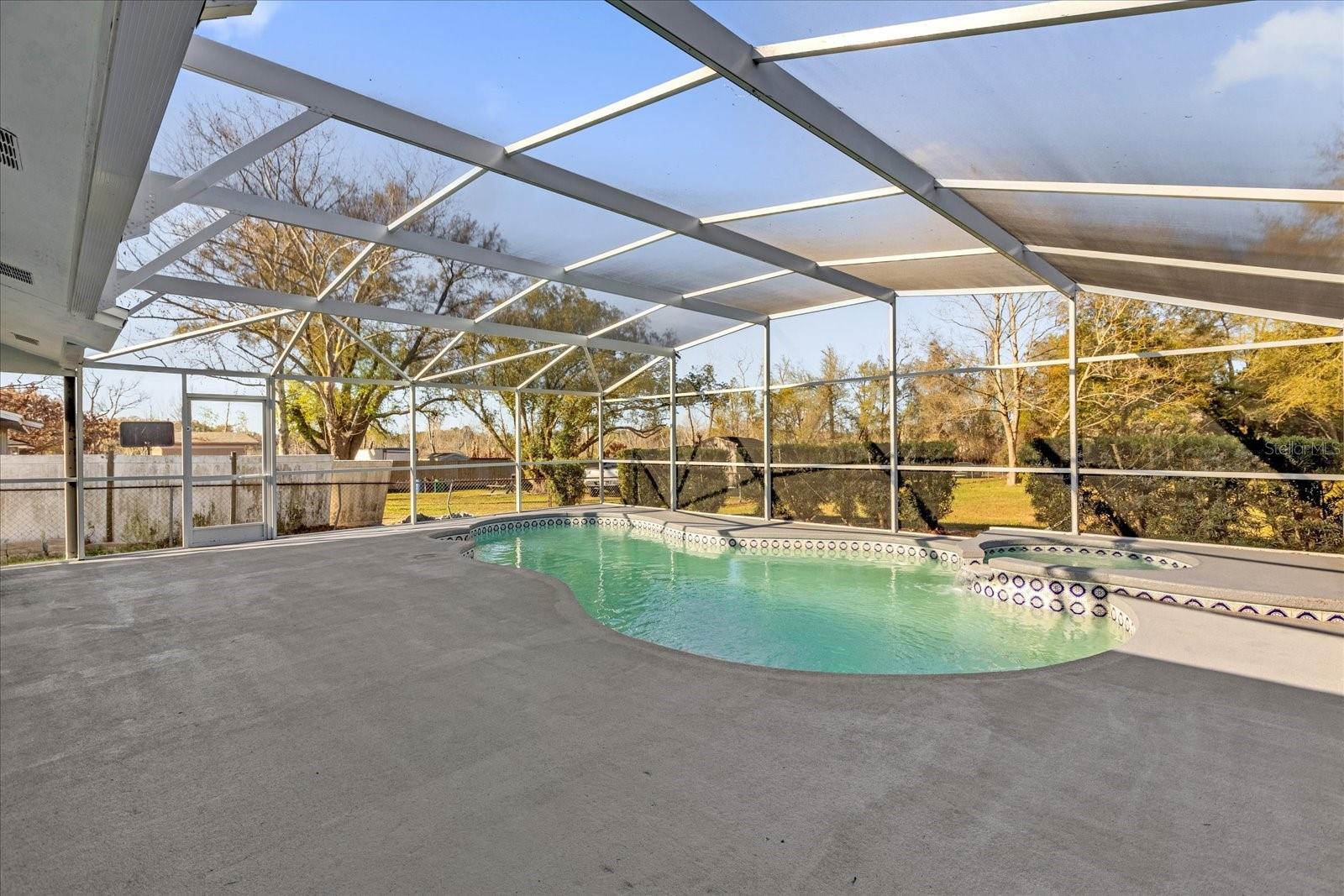 Image 19 of 36 For 3808 Mohawk Drive