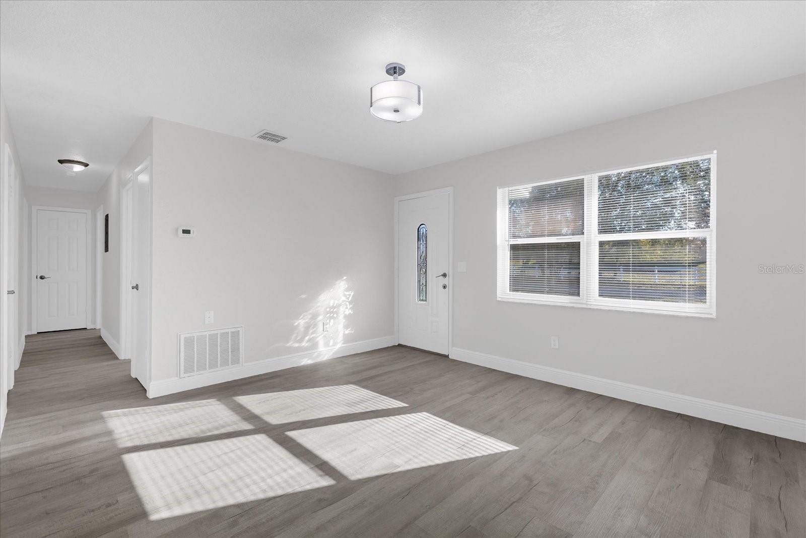 Image 4 of 36 For 3808 Mohawk Drive