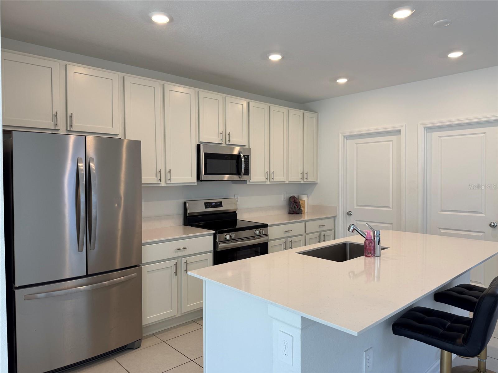 Image 4 of 22 For 5866 Le Marin Way