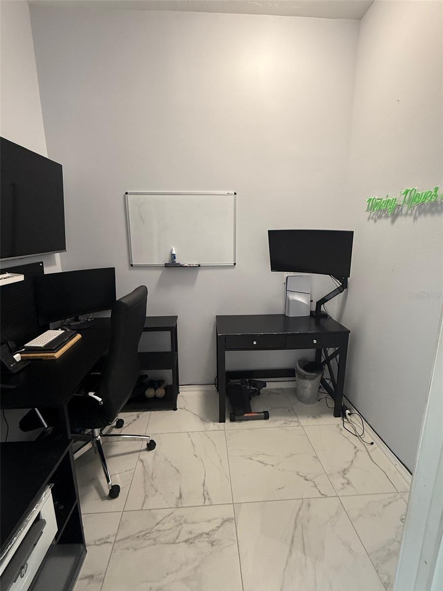 Image 24 of 45 For 5690 Merlin Way