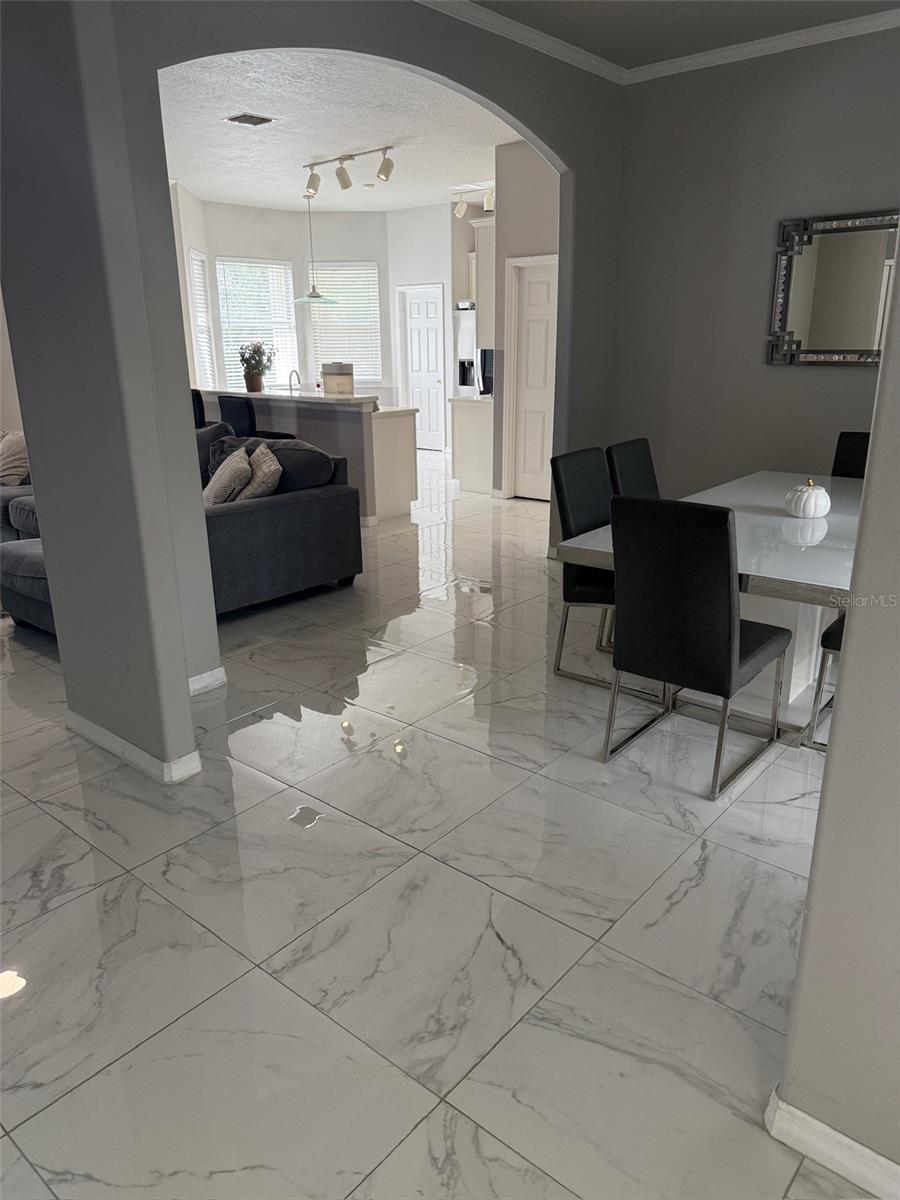 Image 4 of 45 For 5690 Merlin Way