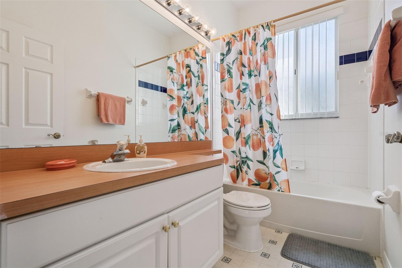 Image 18 of 52 For 8432 Rising Star Court