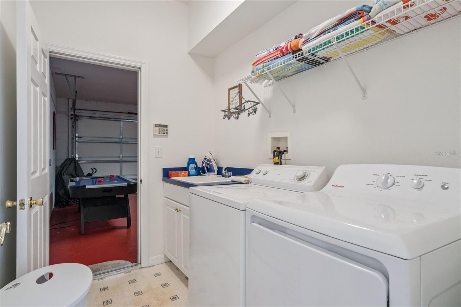 Image 26 of 52 For 8432 Rising Star Court