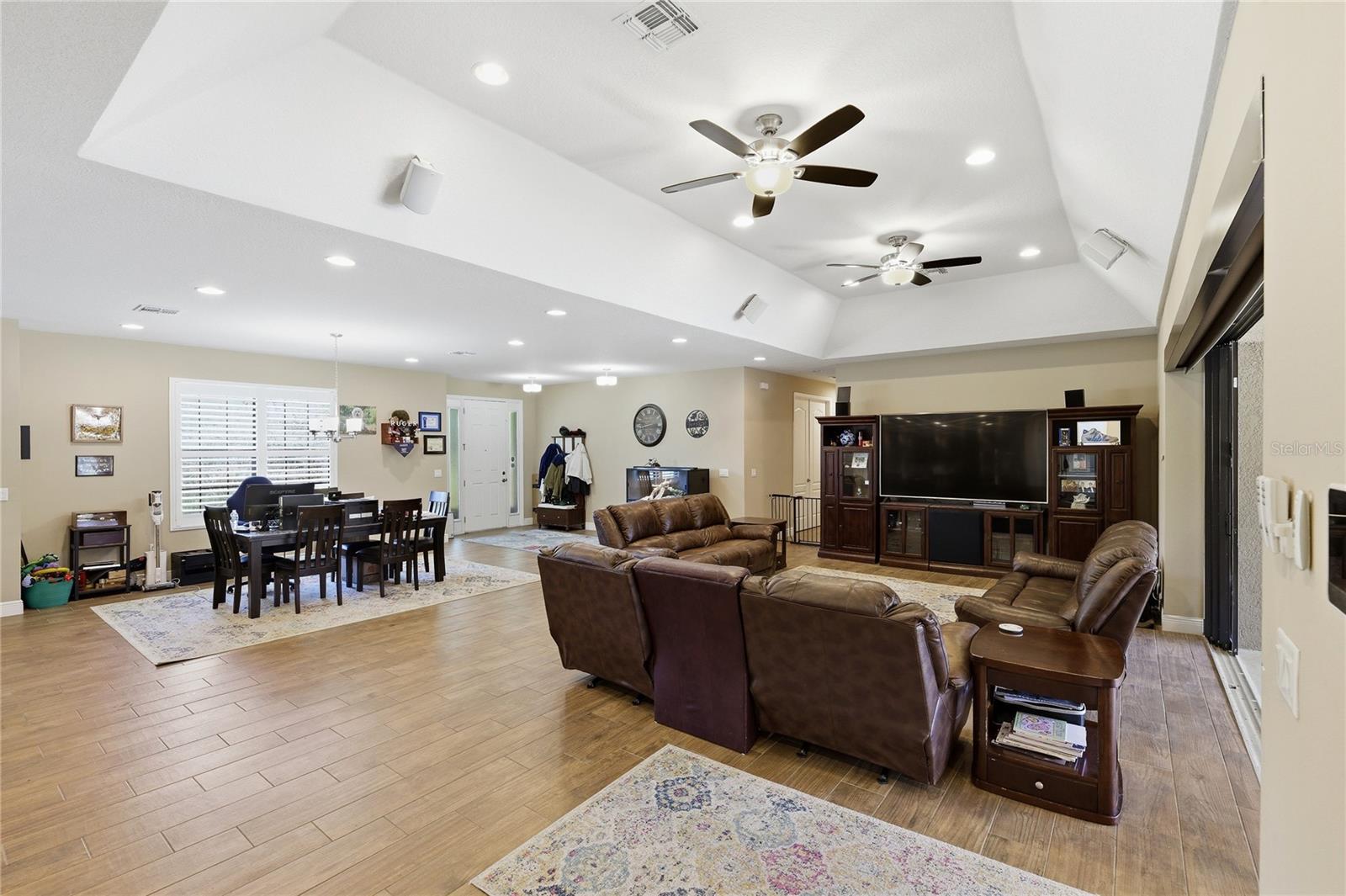 Image 12 of 63 For 3509 Coronet Avenue