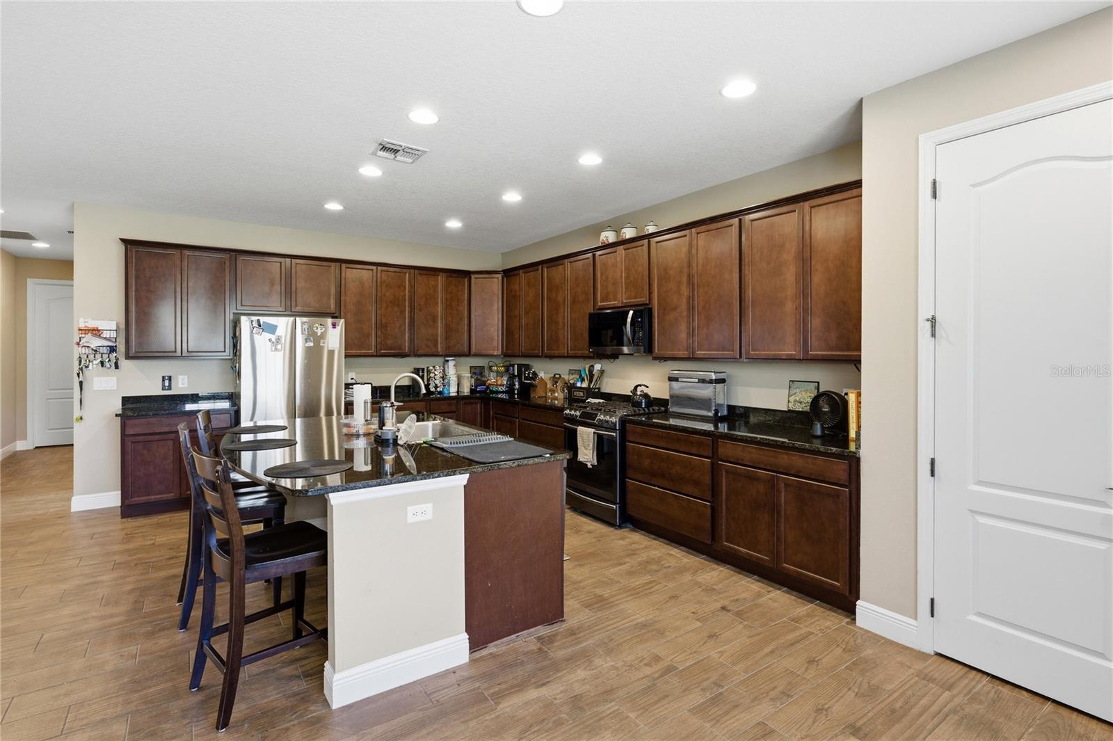 Image 15 of 63 For 3509 Coronet Avenue