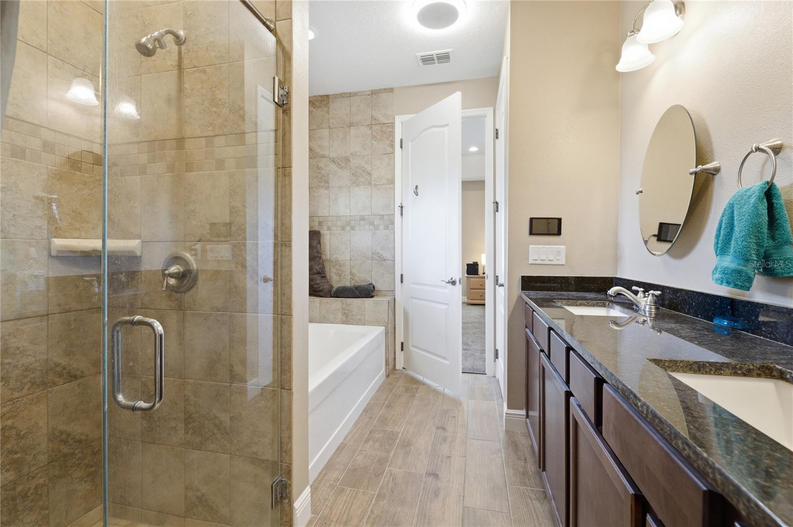 Image 24 of 63 For 3509 Coronet Avenue