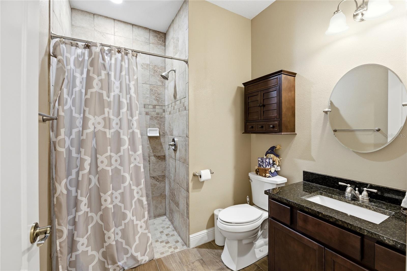 Image 38 of 63 For 3509 Coronet Avenue