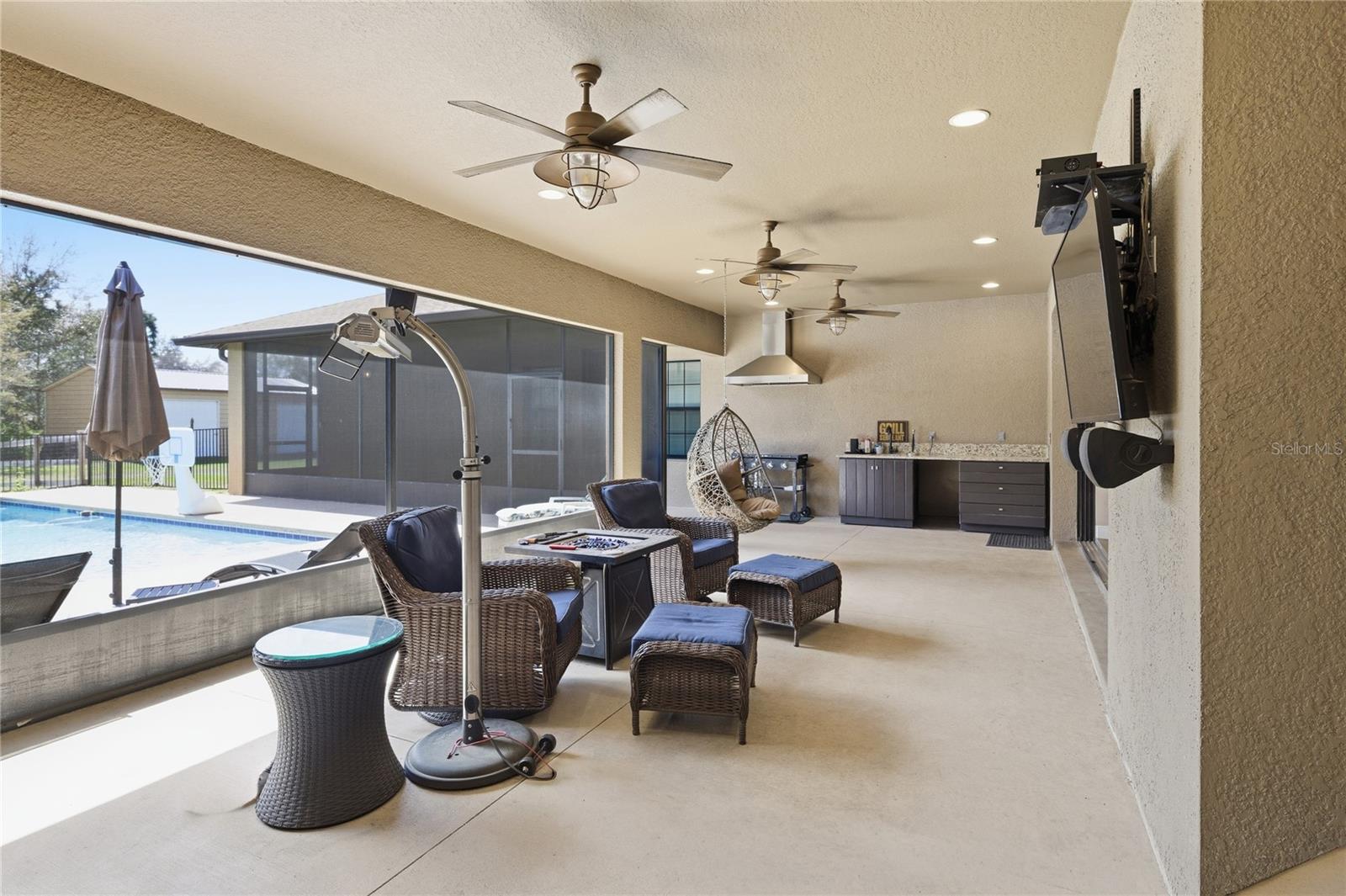 Image 42 of 63 For 3509 Coronet Avenue