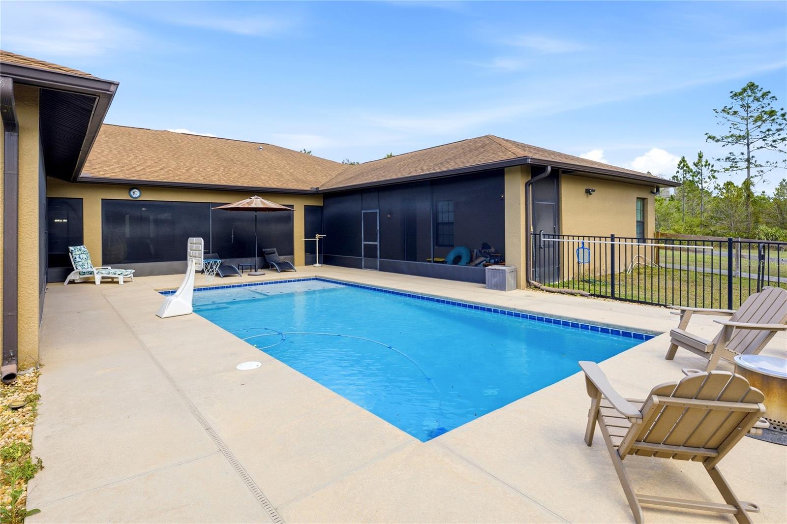 Image 45 of 63 For 3509 Coronet Avenue