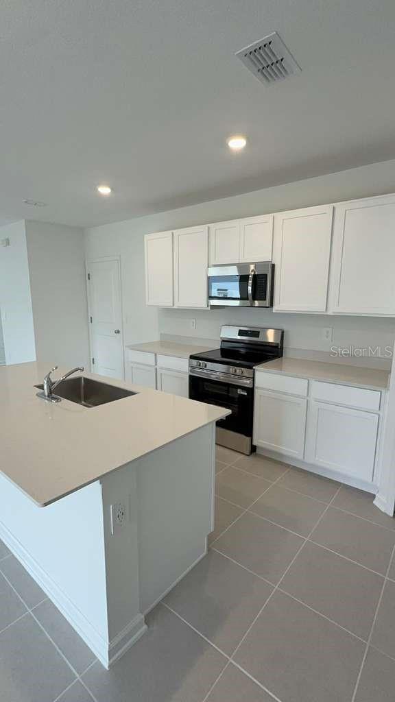 Image 3 of 17 For 3619 Hardman Drive