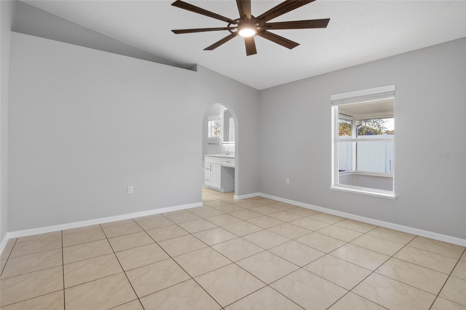 Image 21 of 51 For 501 Pointe Allyson Way