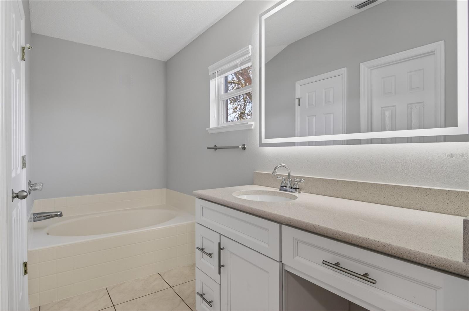 Image 22 of 51 For 501 Pointe Allyson Way