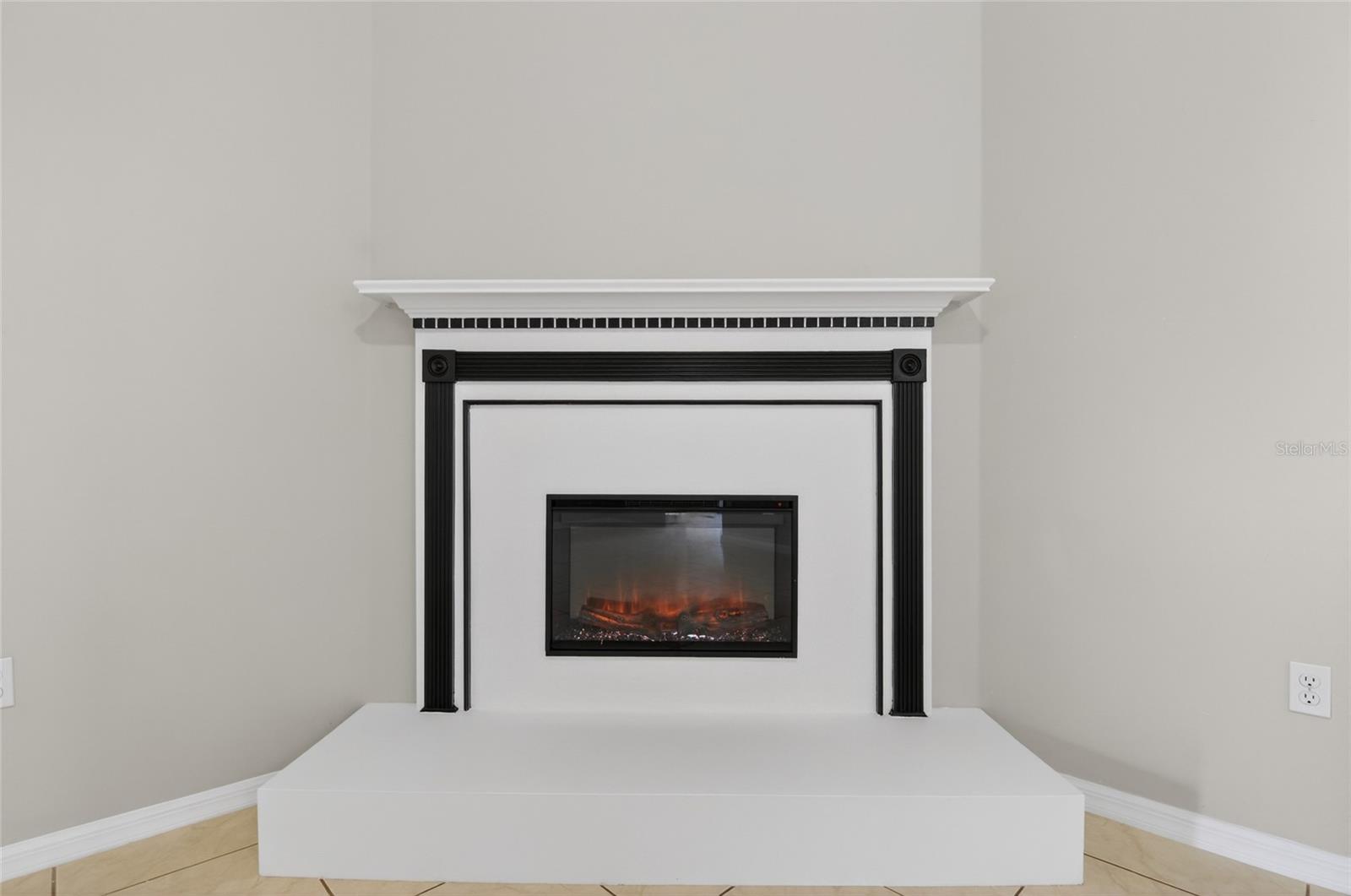 Image 9 of 51 For 501 Pointe Allyson Way