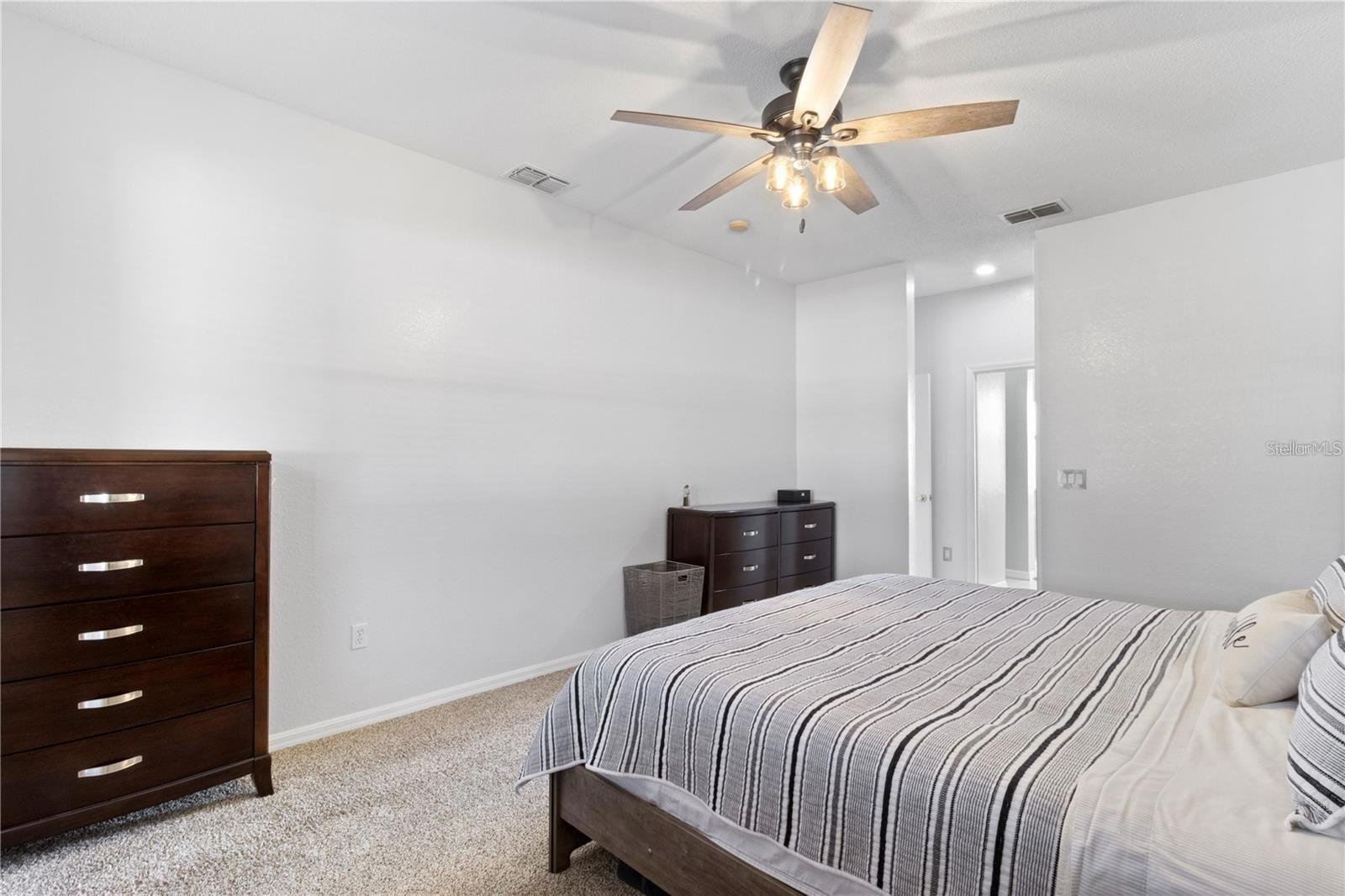 Image 25 of 43 For 6003 Live Oak Drive