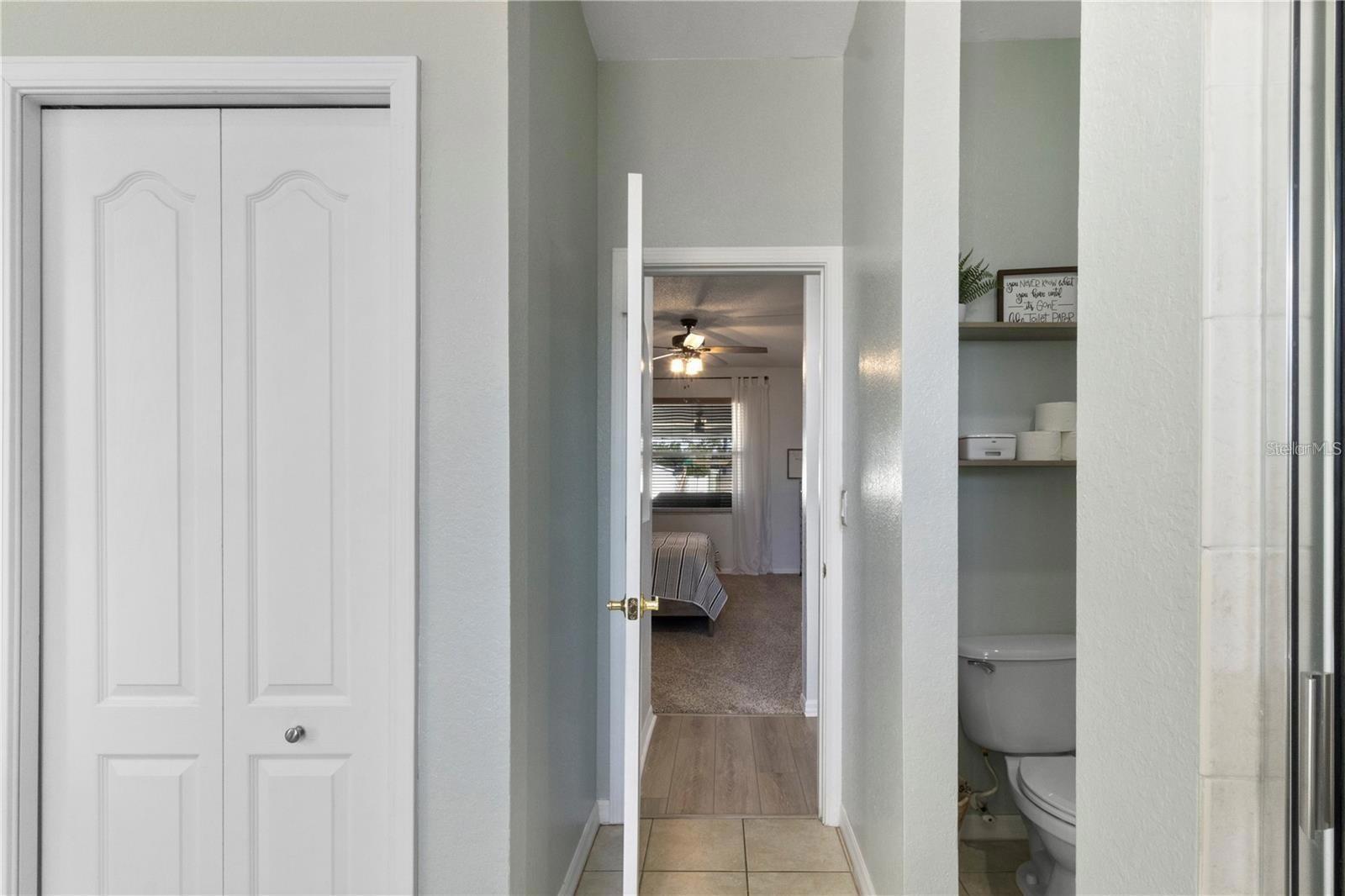 Image 27 of 43 For 6003 Live Oak Drive