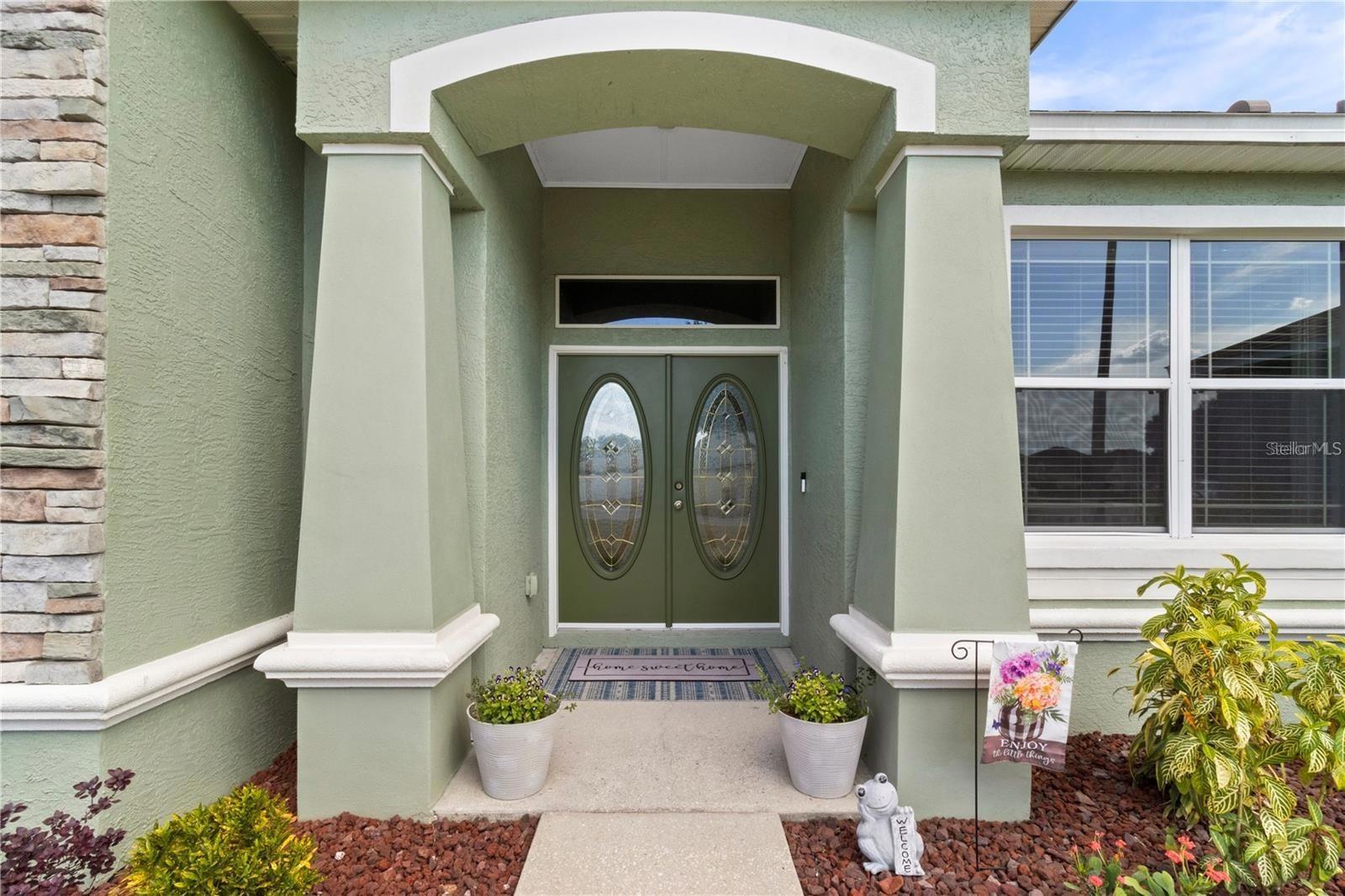 Image 4 of 43 For 6003 Live Oak Drive