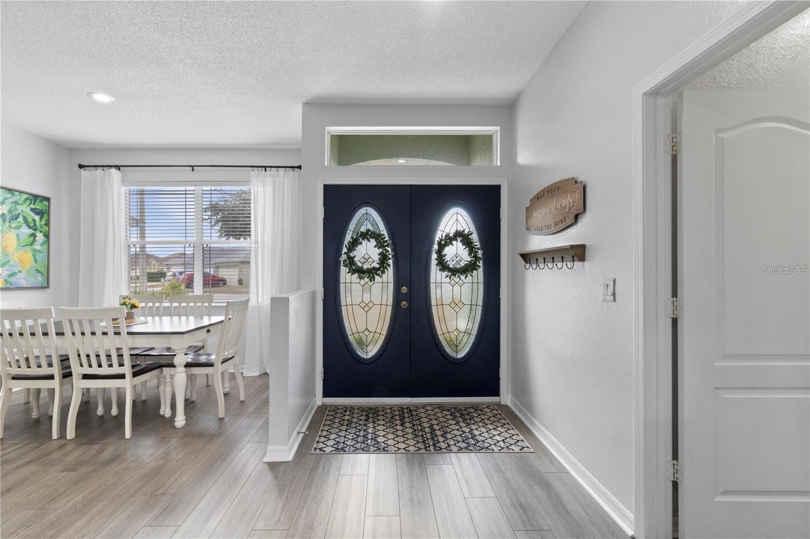 Image 5 of 43 For 6003 Live Oak Drive