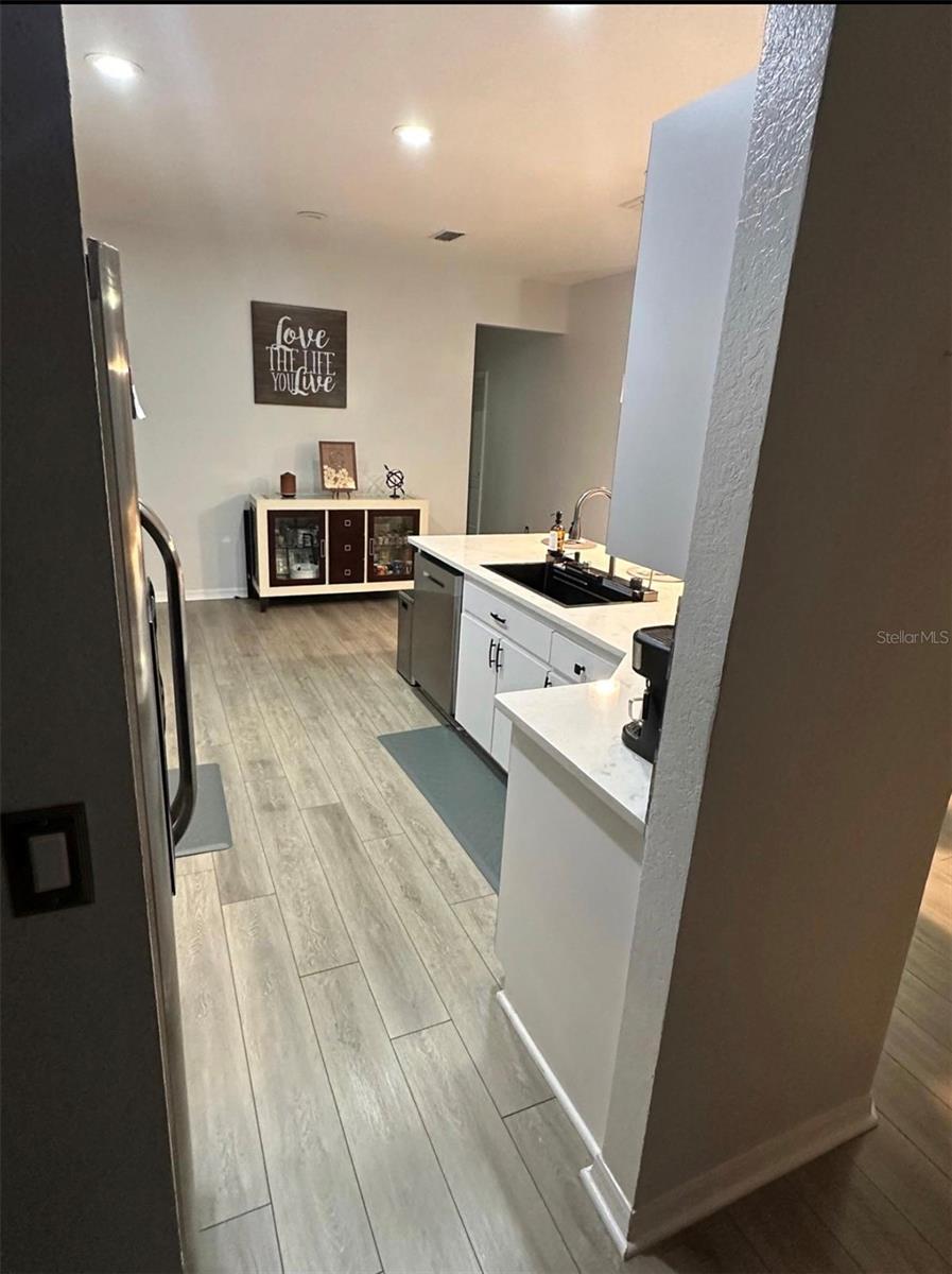 Image 7 of 43 For 6003 Live Oak Drive