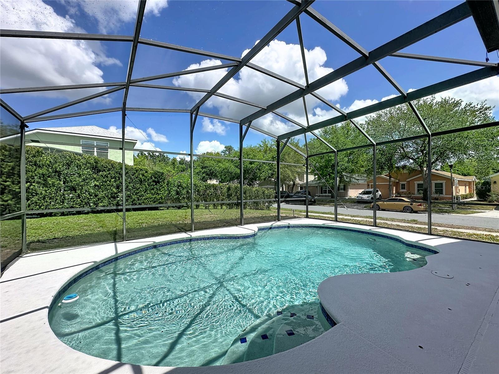 Image 18 of 39 For 1893 Royal Ridge Drive