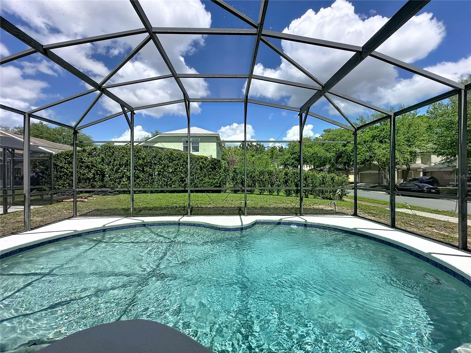 Image 21 of 39 For 1893 Royal Ridge Drive