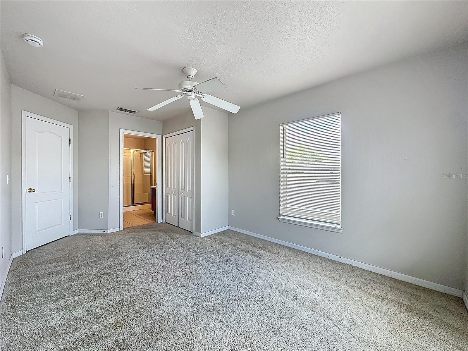 Image 25 of 39 For 1893 Royal Ridge Drive