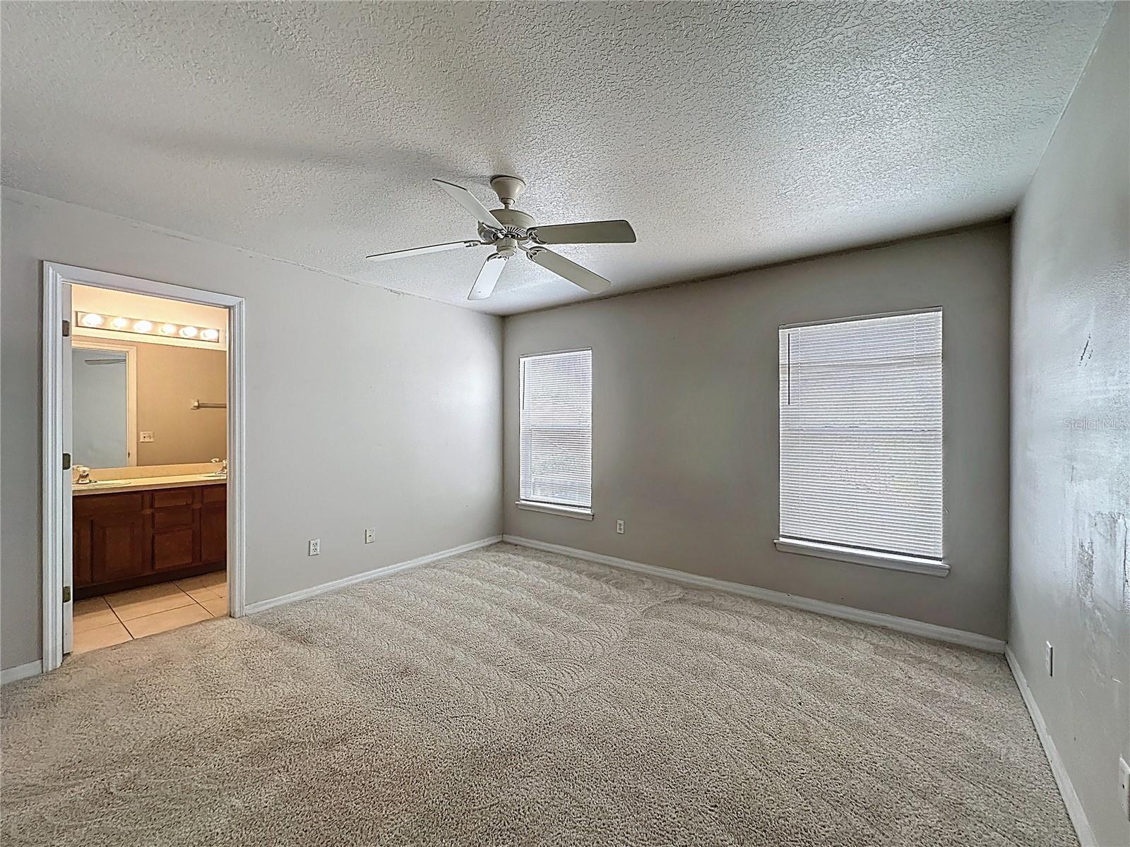 Image 29 of 39 For 1893 Royal Ridge Drive