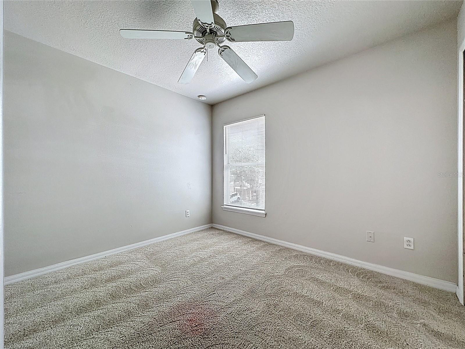 Image 33 of 39 For 1893 Royal Ridge Drive