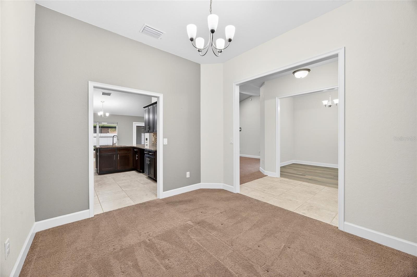 Image 21 of 81 For 9546 51st Circle